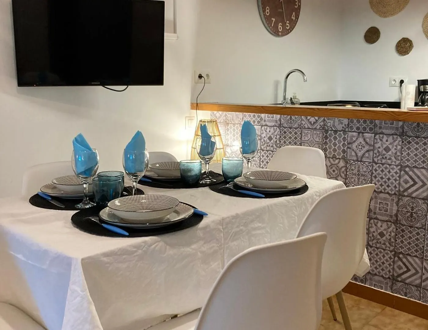 Villa Paula Riumar 0*,